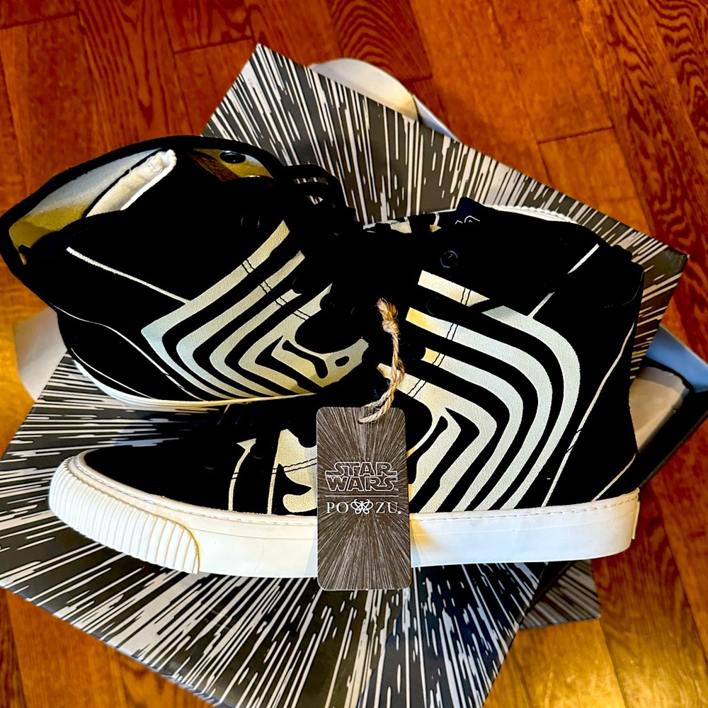 Po Zu Kylo Ren shoes. BRAND NEW!!!! Size 42